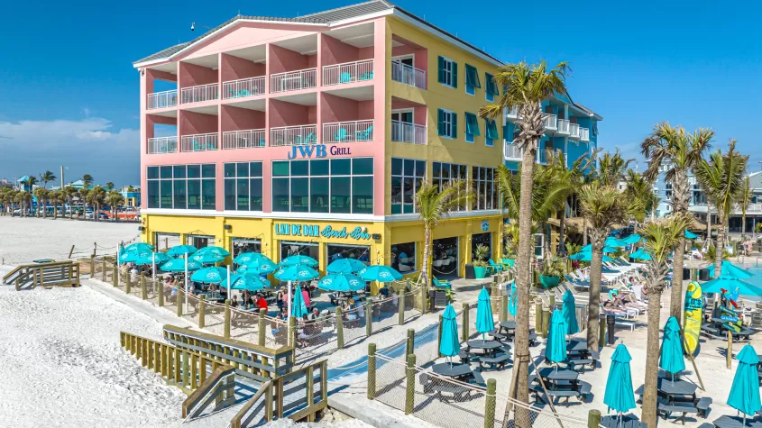 Lah De Dah Beach Bar