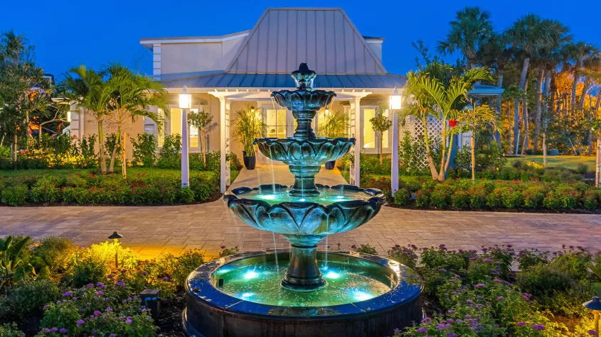 Front Fountain Sanibel Inn