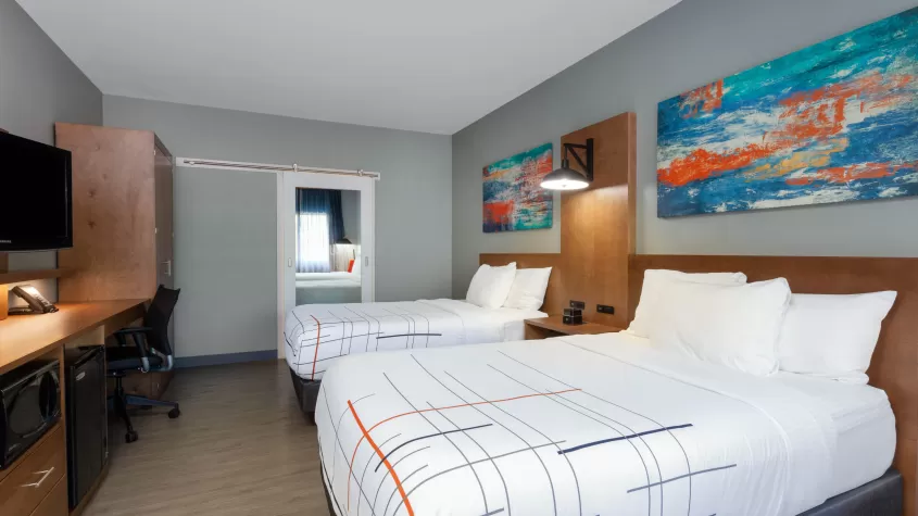 2 double beds 