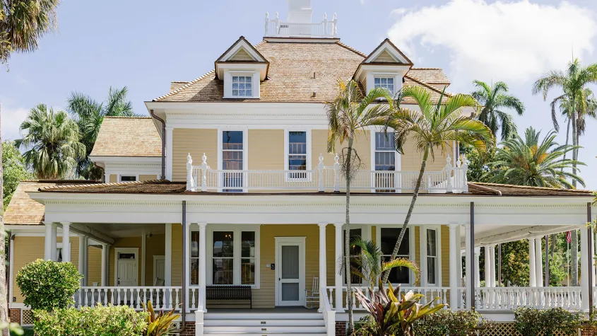 Burroughs Home & Garden