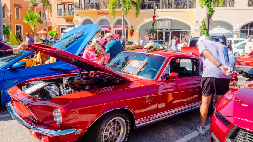 Coconut Point Holiday Car Show 