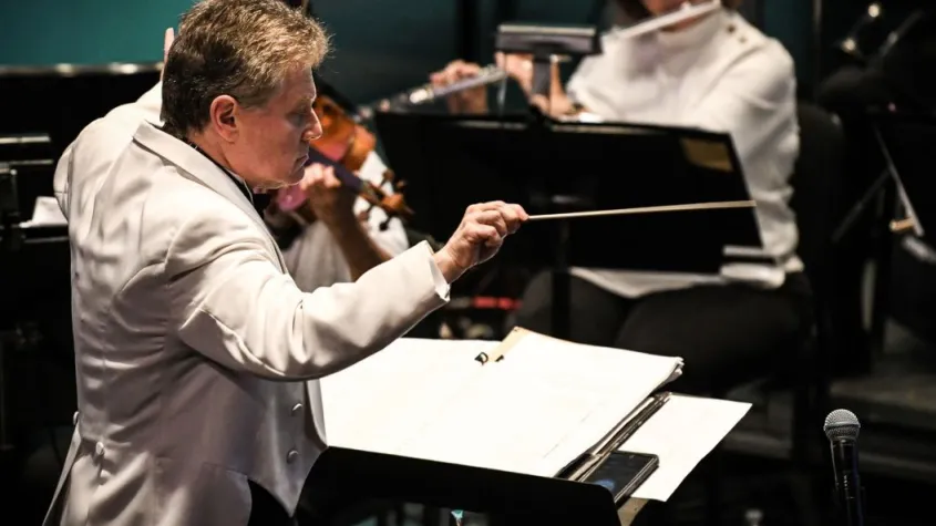 Maestro Andrew Kurtz, conductor of the Gulf Coast Symphony